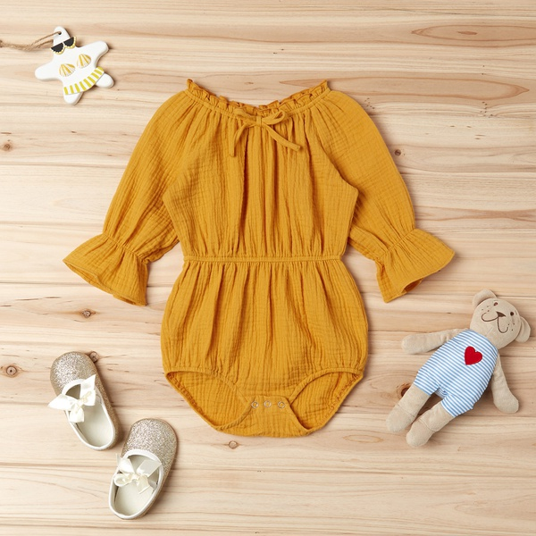 Baby Girl Solid Ruffle Collar Long-sleeve Romper