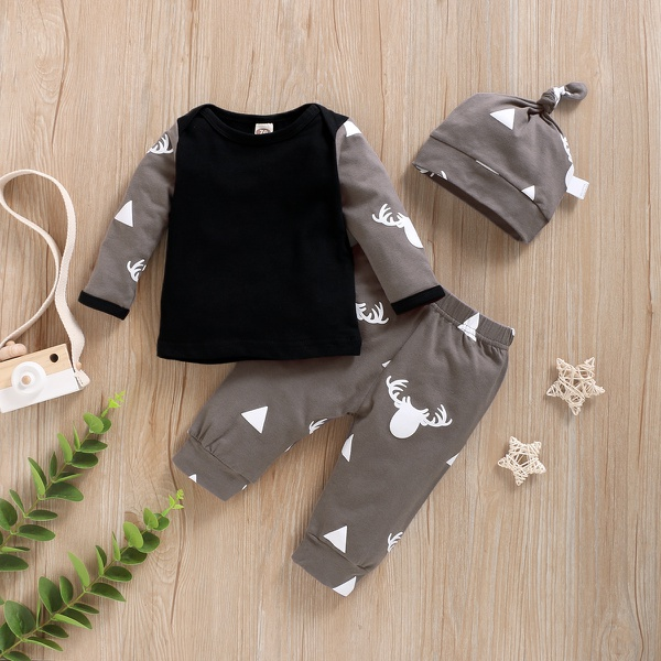 3-piece Elk Triangle Patterned Long Sleeve Top, Bottom and Hat Set for Baby