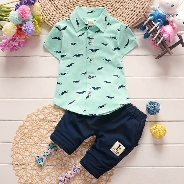 2-piece Fashionable Moustache Pattern Polo Collar Tee and Solid Shorts Set (Random Pants Tag )