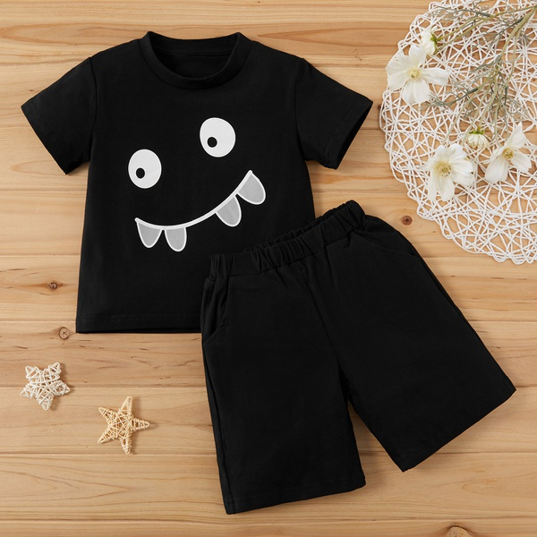 2-piece Baby / Toddler Boy Stylish Cartoon Print Top and Shorts Set