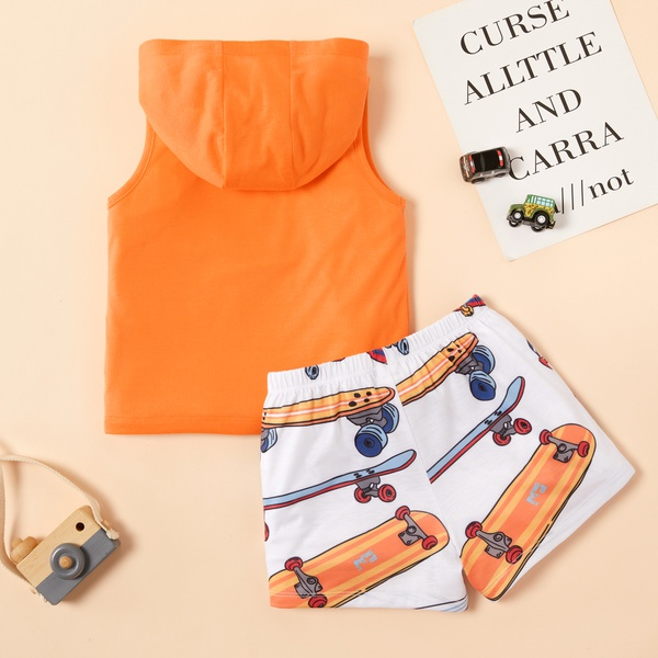 2-piece Toddler Boy Skateboard Print Sleeveless Hoodies and Shorts Set