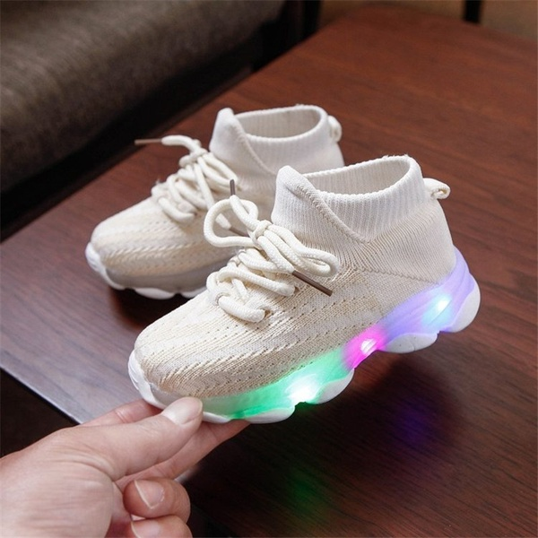 Toddler / Kid Solid Fly- Knitted LED Athletic Shoes