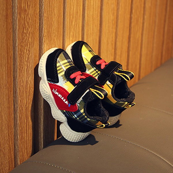 Trendy Boy Trendy Colorblock Plaid Velcro Athletic Shoes