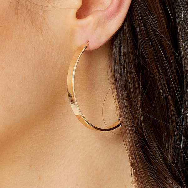Fashionable Exaggerated Circle Design Earrings