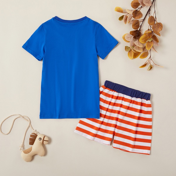 Fashionable Crab Print Tee and Striped Shorts Set