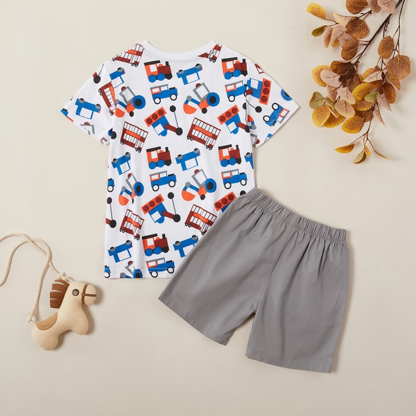 Trendy Digger Print Allover Tee and Solid Shorts Set