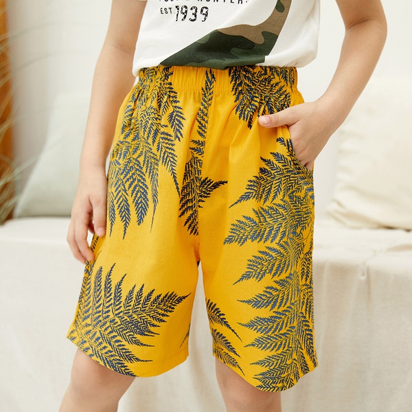 Stylish Leaf Allover Shorts
