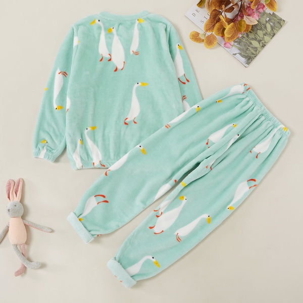 Stylish Flannel Goose Allover Print Sweatshirt and Pants